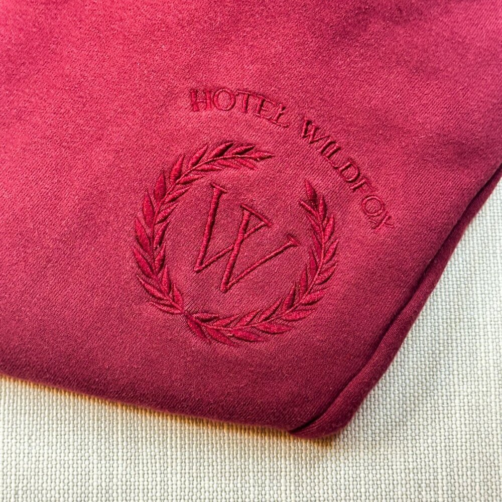 Hotel Wildfox Burgundy Lounge Set - Cozy Sweatshirt & Joggers Sweatpants Medium - Picture 3 of 7
